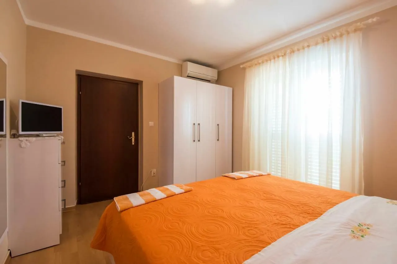 Affittacamere Apartmani Eda Zara Croazia