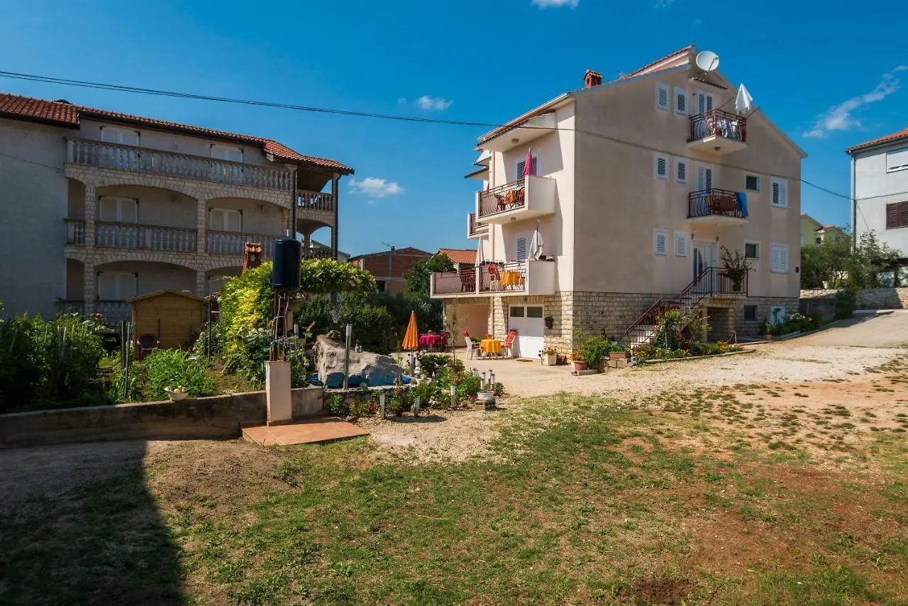 Gasthuis Apartmani Eda Zadar