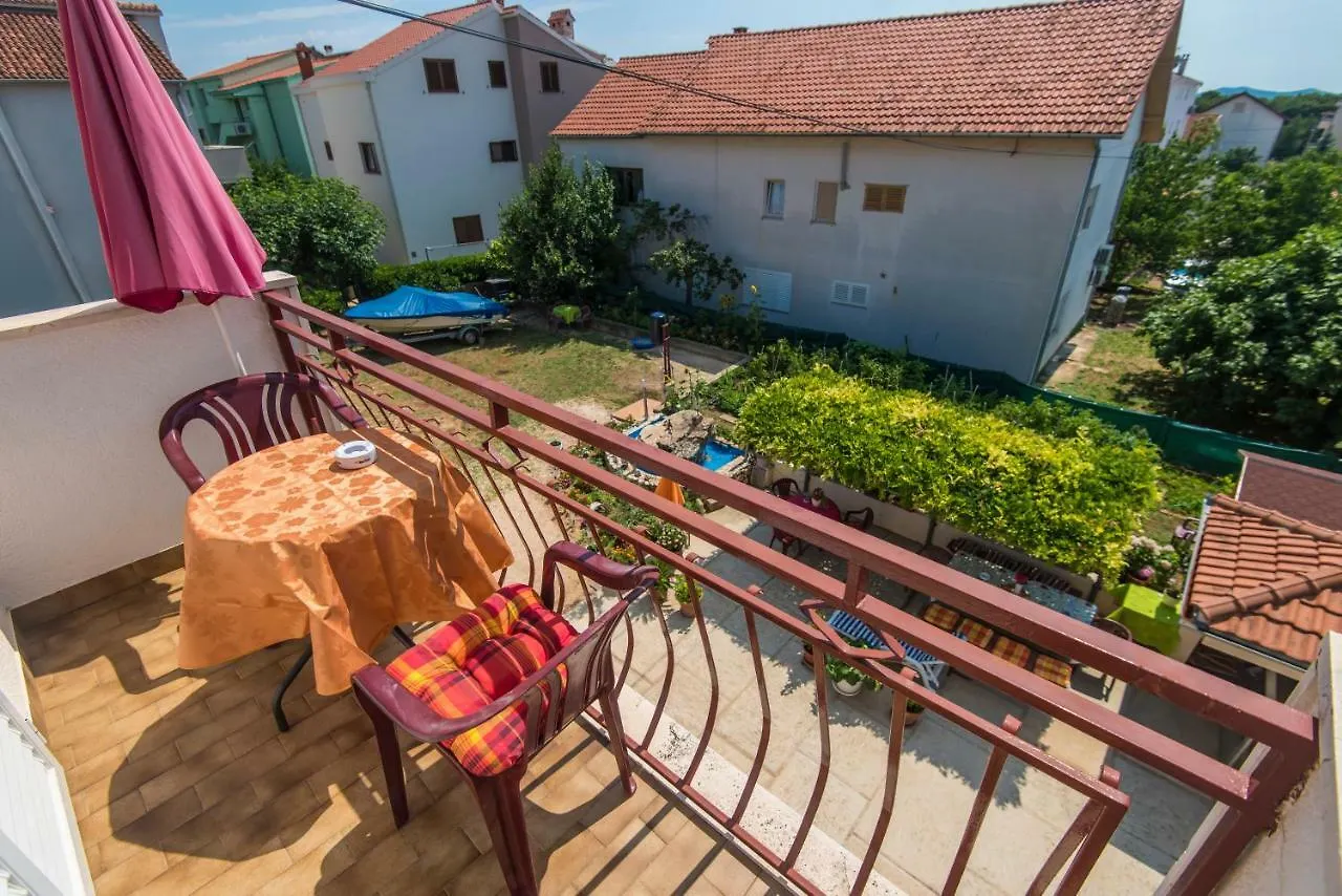 Apartmani Eda Zadar 0*,