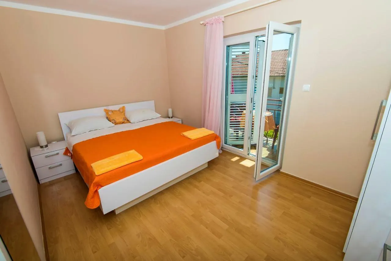 Gasthuis Apartmani Eda Zadar