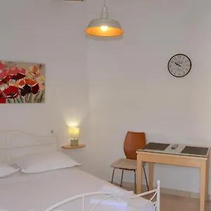 apartman-romana-trogir.hotels-in-trogir.com/