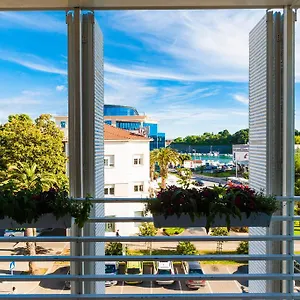  Apartament White Towers Residences